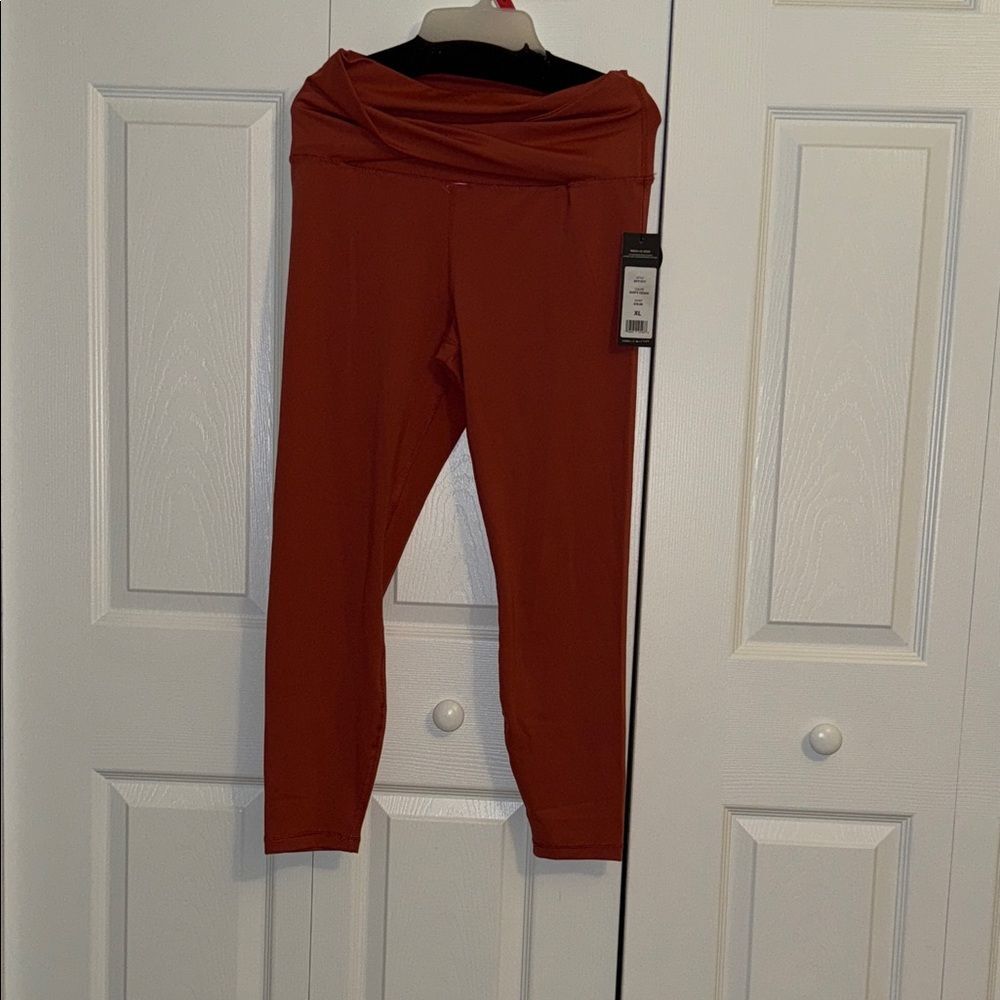 Yogalicious WOMENS Dusty Cedar xl hi waist ankle length Leggings NWT